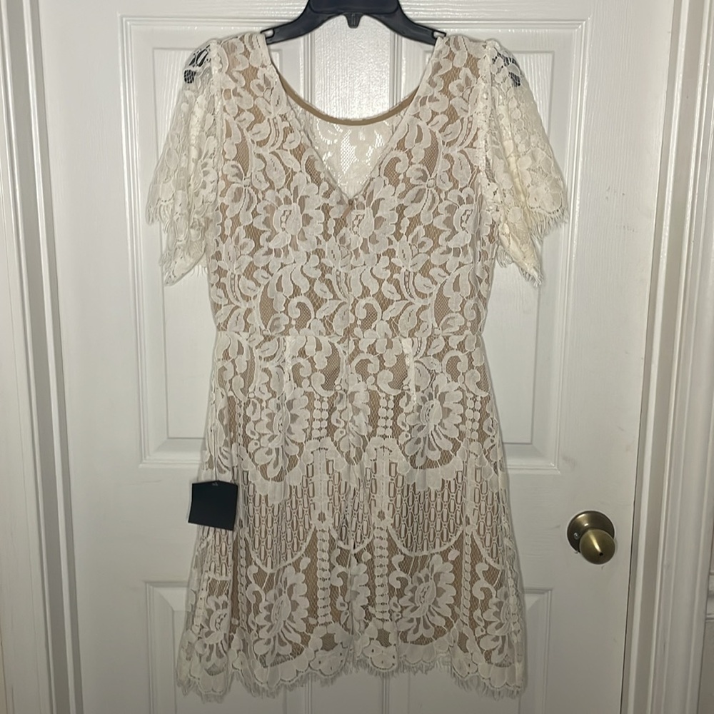Pearson White Lace Short Sleeve Dress - Brand New - Picture 4 of 7